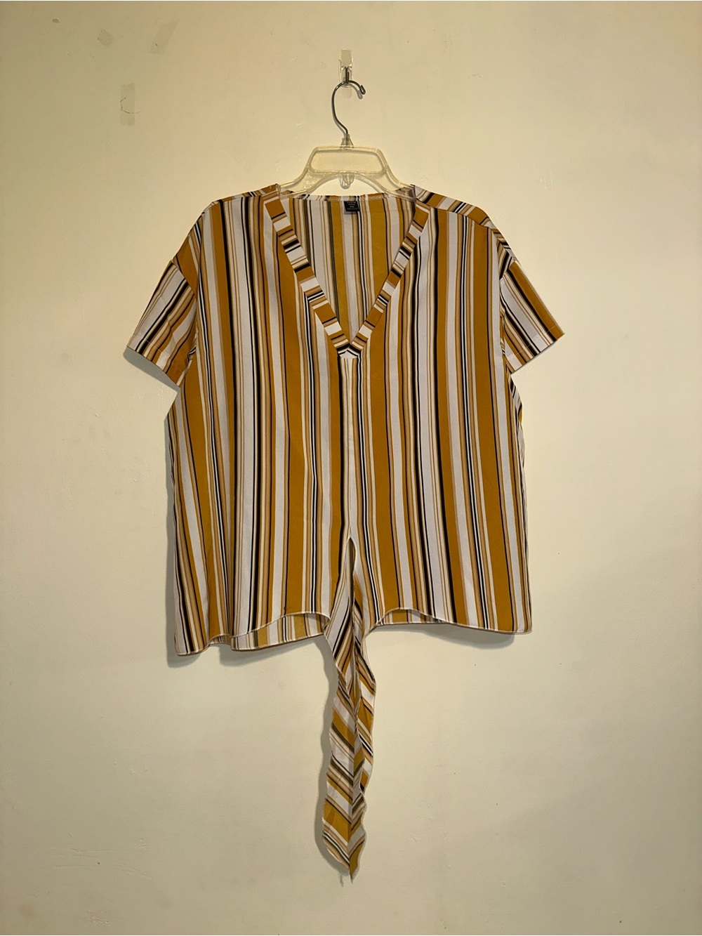 Striped self tying top